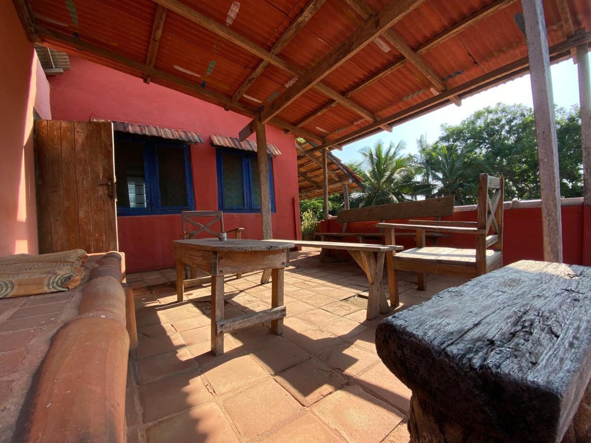 Big Milly'S Backyard Hotel Kokrobite Exterior photo