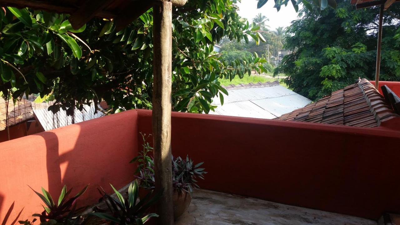 Big Milly'S Backyard Hotel Kokrobite Exterior photo