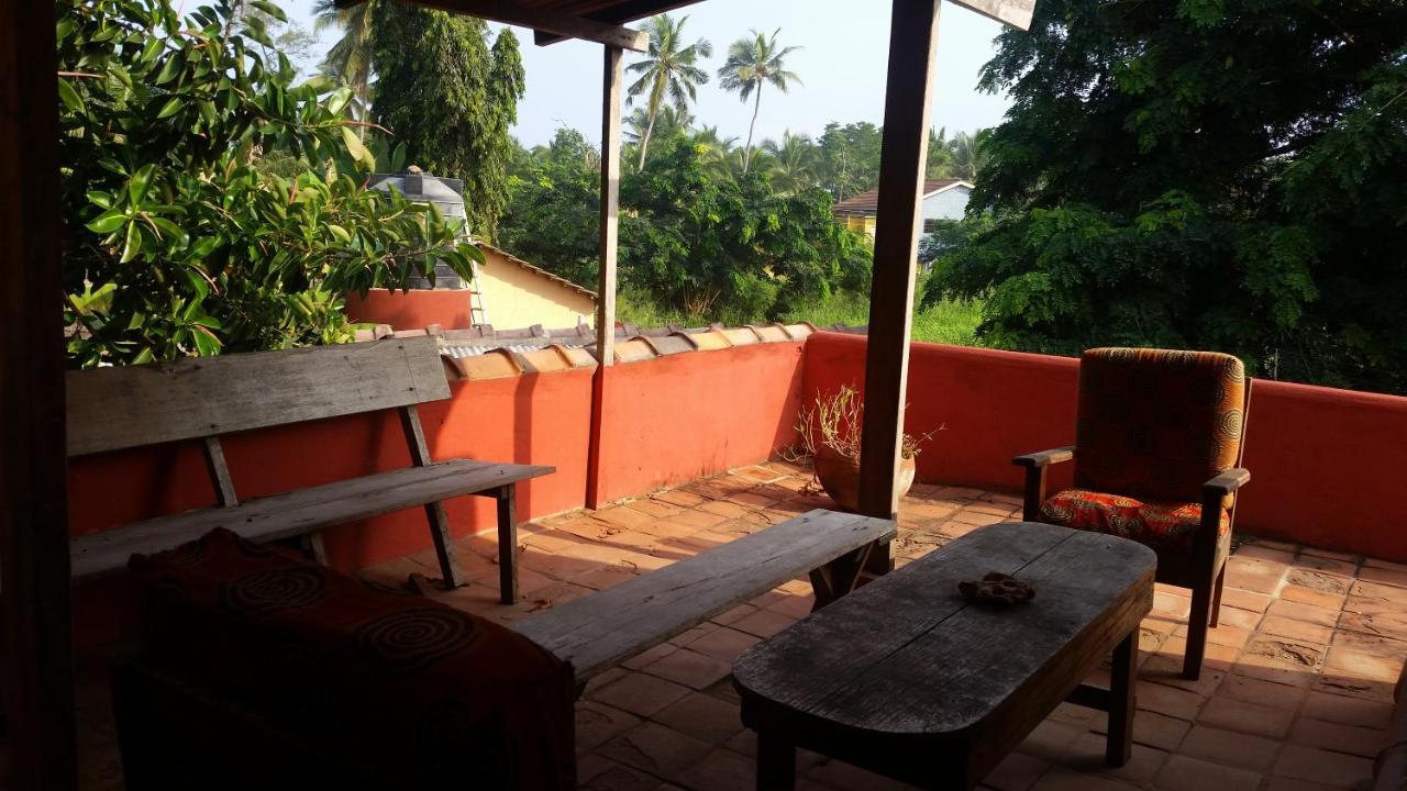 Big Milly'S Backyard Hotel Kokrobite Exterior photo