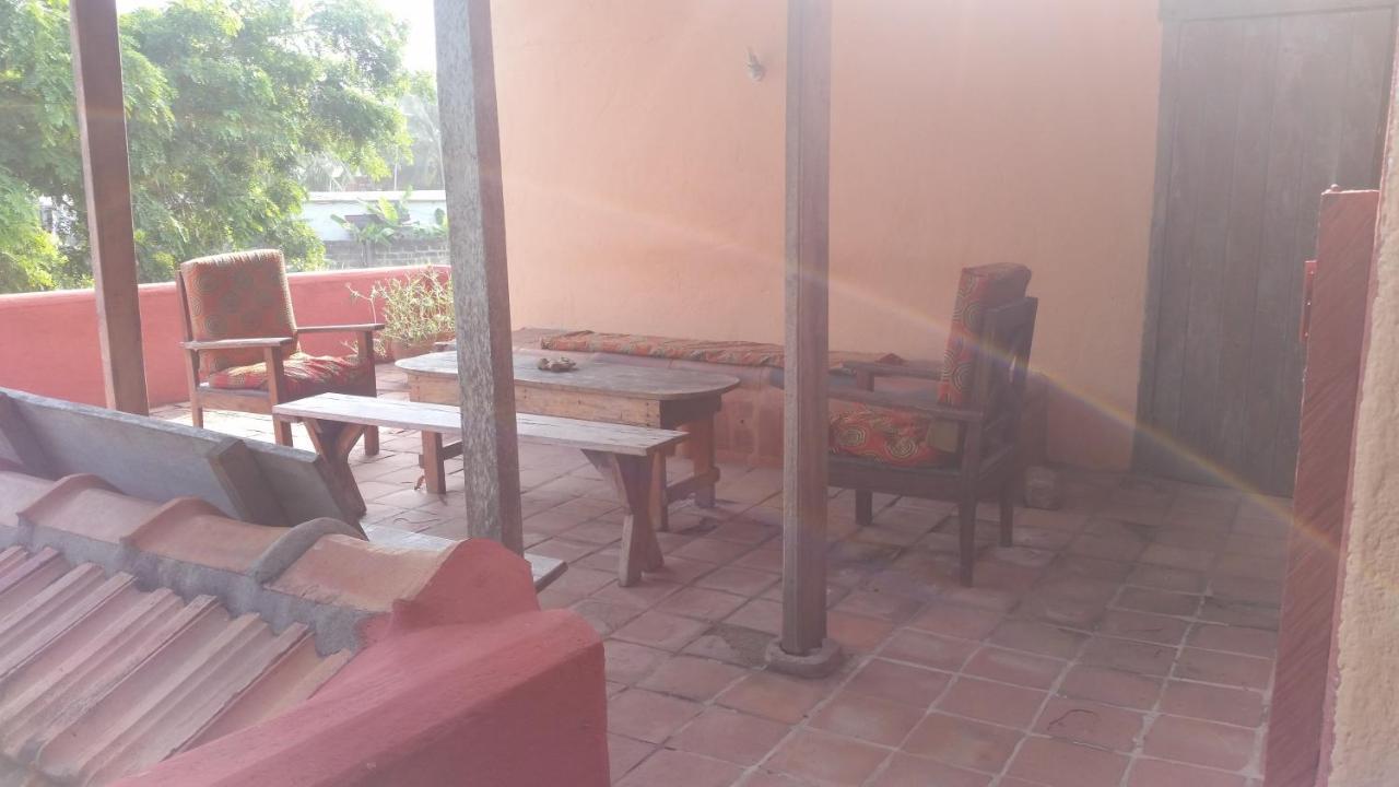 Big Milly'S Backyard Hotel Kokrobite Exterior photo