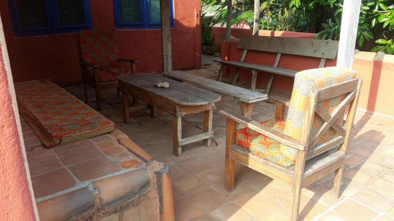Big Milly'S Backyard Hotel Kokrobite Exterior photo
