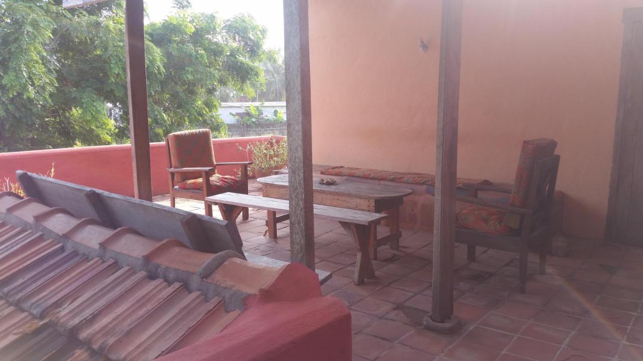 Big Milly'S Backyard Hotel Kokrobite Exterior photo