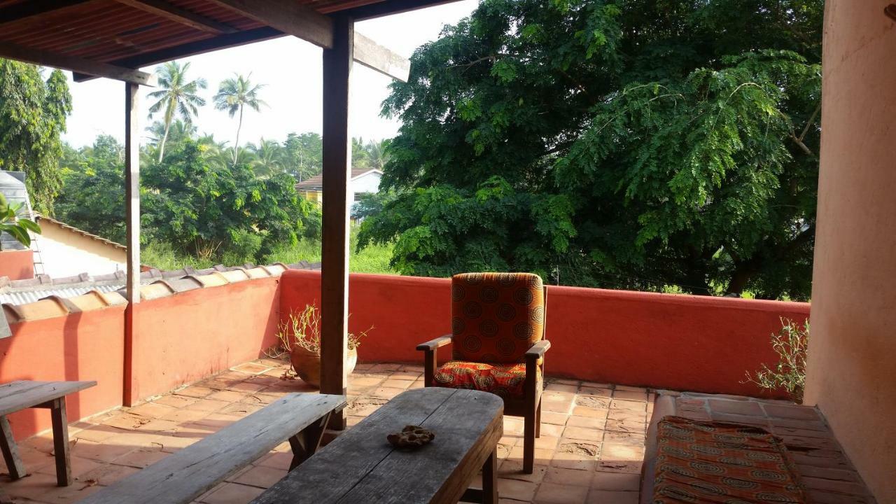 Big Milly'S Backyard Hotel Kokrobite Exterior photo